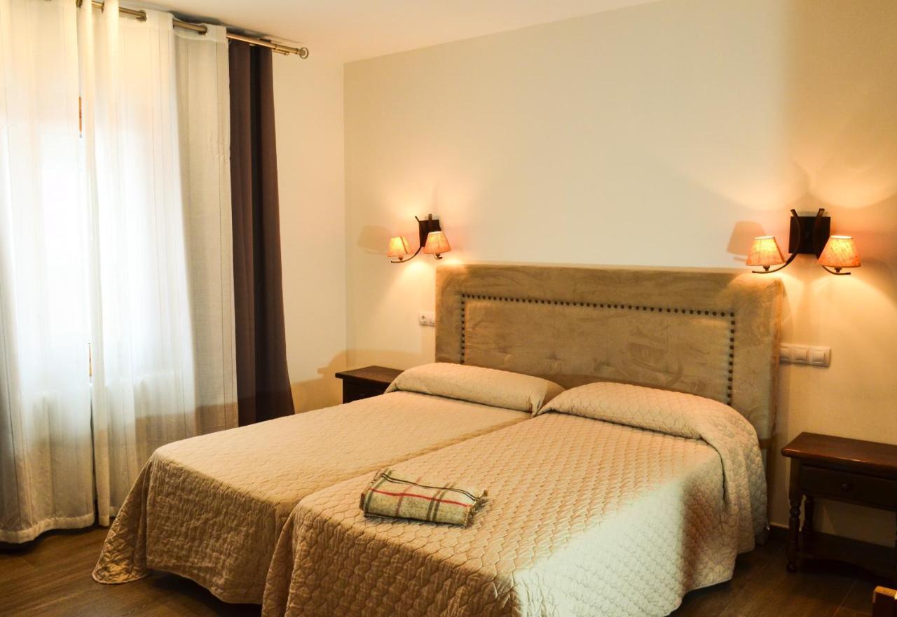 Hotel Suiza Брончалес Екстериор снимка
