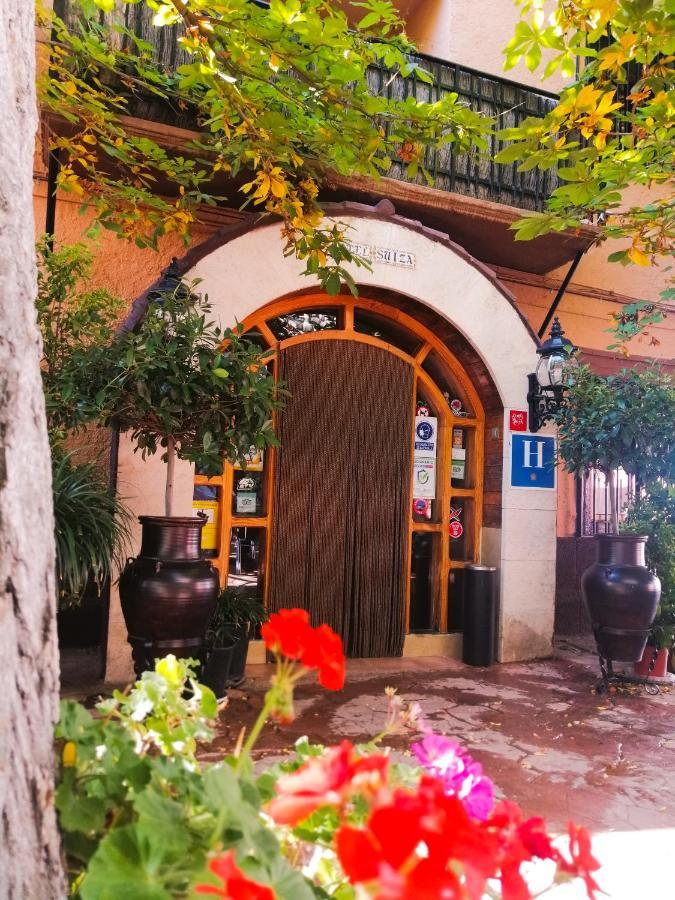 Hotel Suiza Брончалес Екстериор снимка