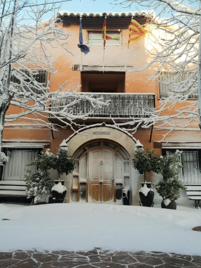 Hotel Suiza Брончалес Екстериор снимка