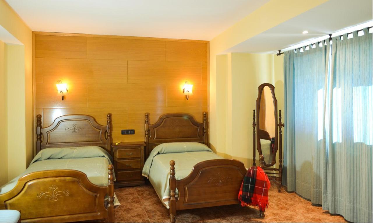 Hotel Suiza Брончалес Екстериор снимка
