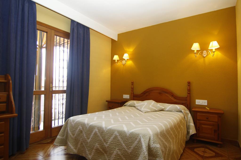 Hotel Suiza Брончалес Екстериор снимка