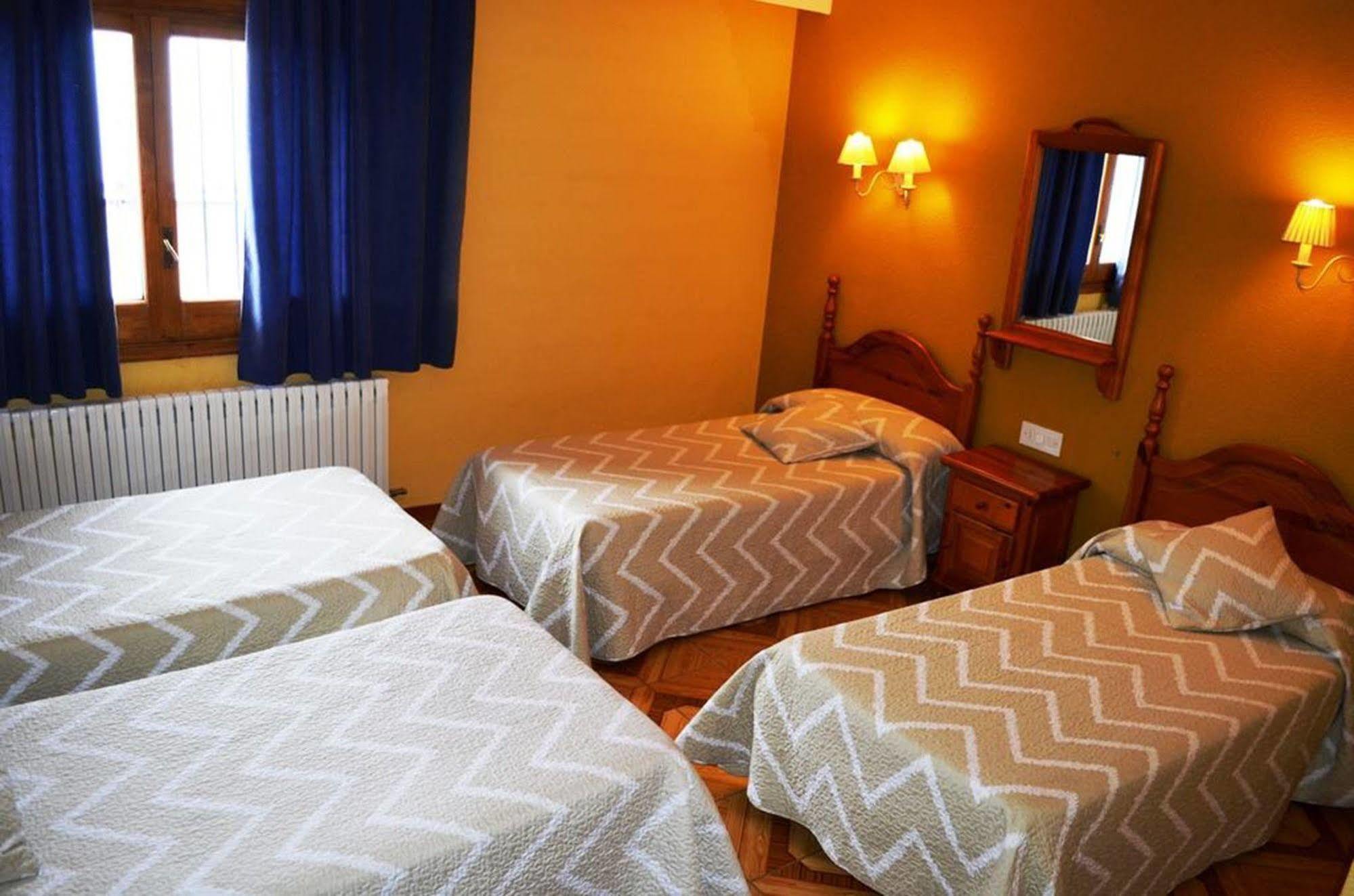 Hotel Suiza Брончалес Екстериор снимка