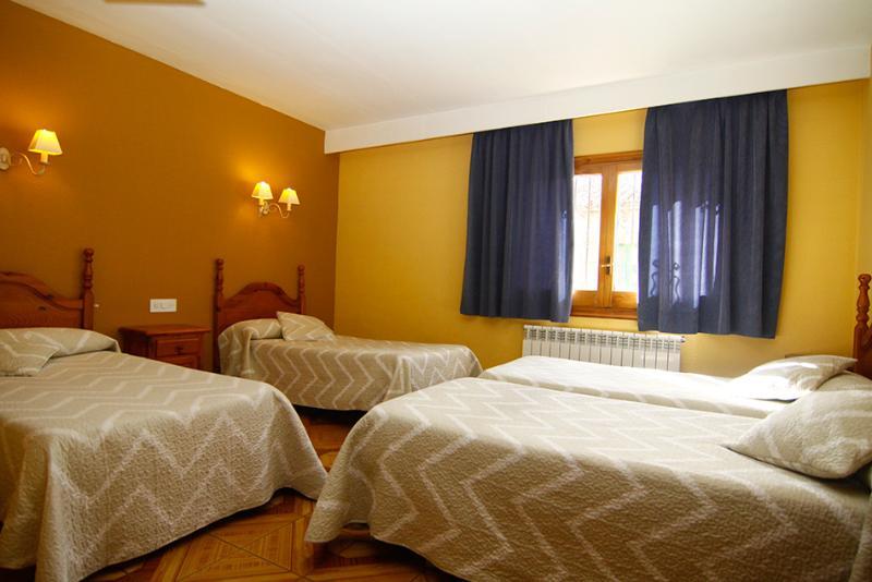 Hotel Suiza Брончалес Екстериор снимка